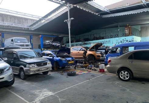 Garage Ô Tô Phan Nhật